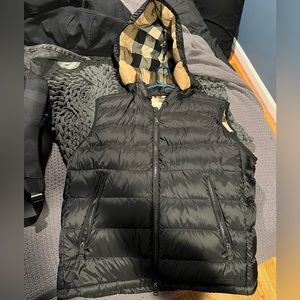 Burberry vest
